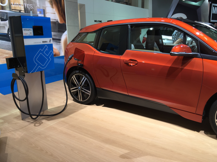 BMW i3 SideP Charger